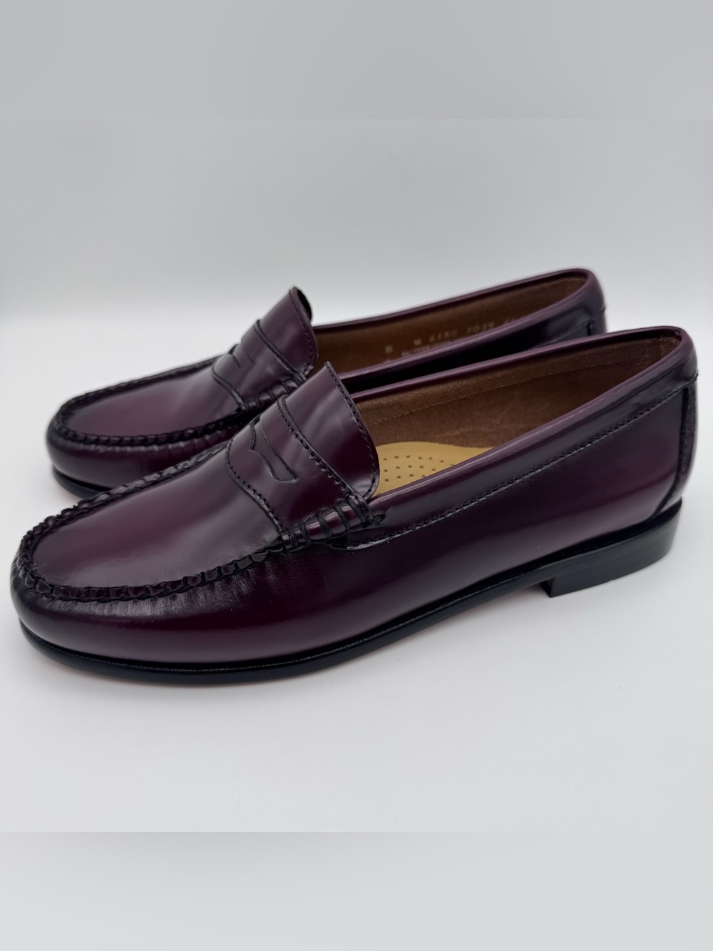 G.H. Bass Weejuns Diane Penny Loafers Burgundy Leather Women  Size 8 W Wide NWOB